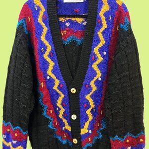 Tijuca Vintage Knit Cardigan – Bold Colors & Timeless Style